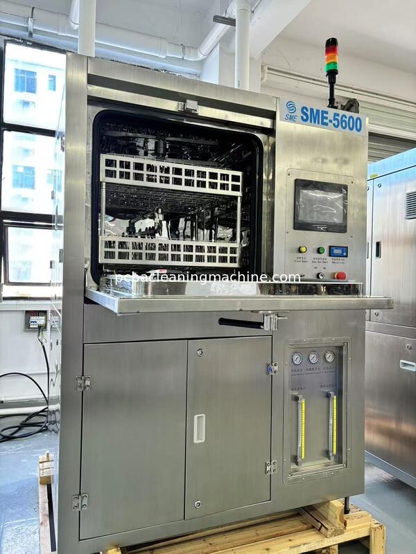 화학 청소제를 사용하여 PCBA에 얼룩을 제거하십시오 SME-5600T 주요 응용 프로그램 자동차 전자제품 PCBA 군사 PCBA 항공우주 PCBA 통신 PCBA 의료 장치 PCBA 디지털 미터 PCBA 기계 Featu