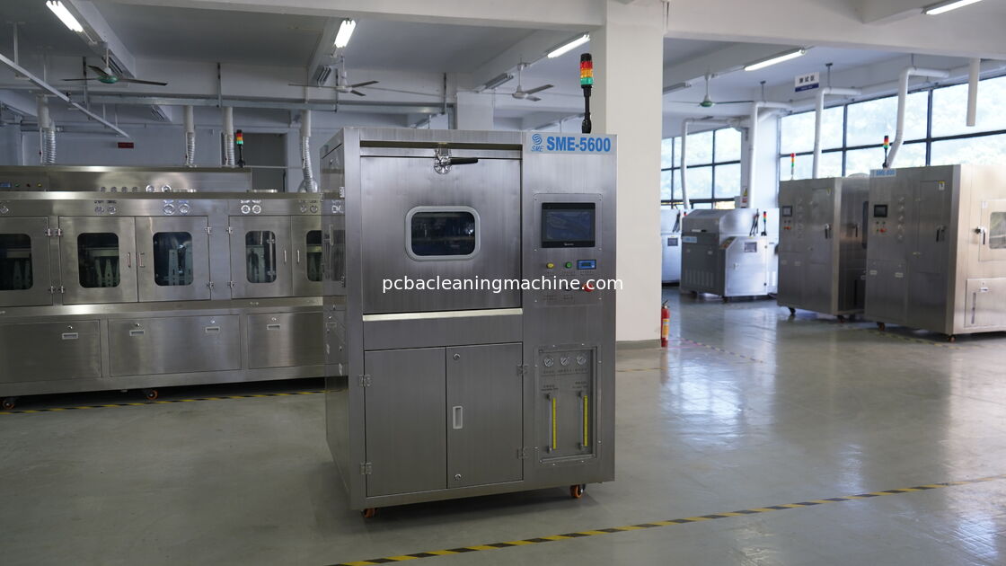 가스 압력 범위 0.4-0.6Mpa PCB 세척기 세척 공정 전자 조립 라인 세척 결과 보장